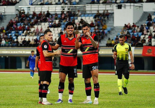 Persib vs DPMM FC.