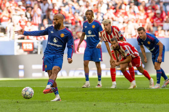 ATM vs MU - Aksi pemain Manchester United melawan Atlético Madrid